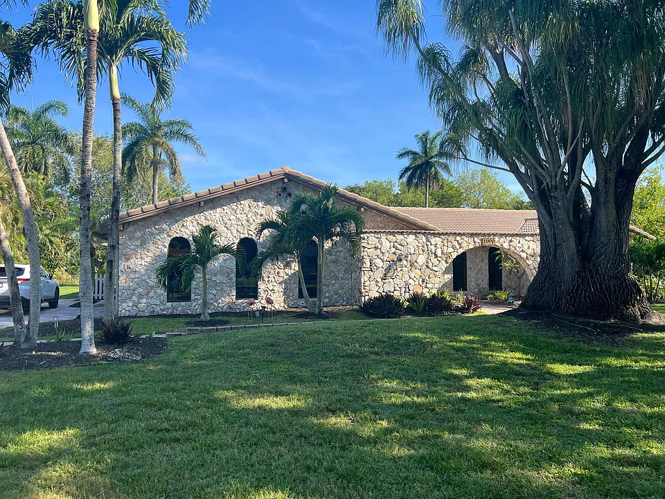 11190 NW 26th Dr