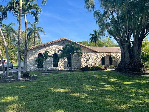 11190 NW 26th Dr Photo 1
