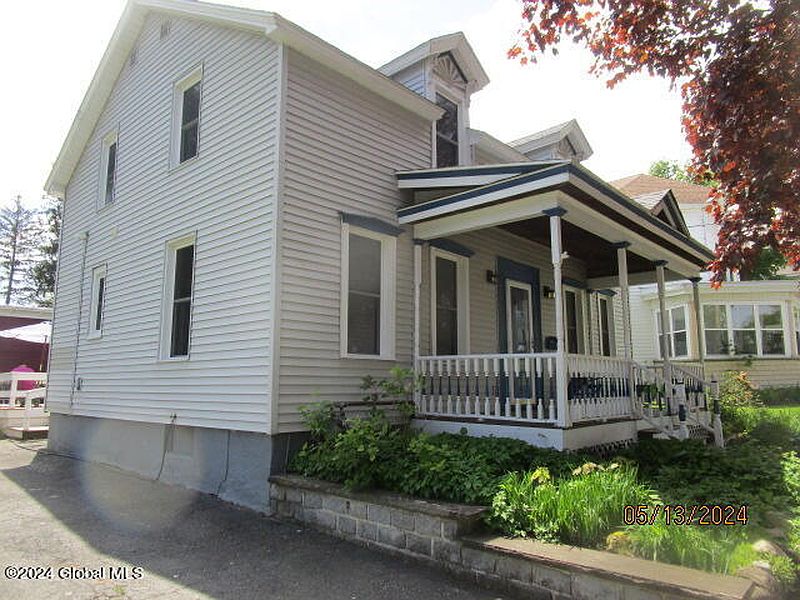 3rd image of 7 Burgoyne Street