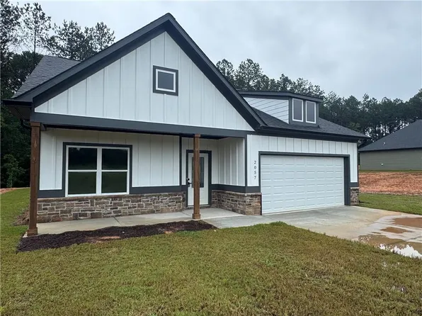 2057 N Hicks Rd, Toccoa, GA 30577