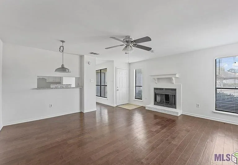5242 Butter Creek Ln — Photo 1