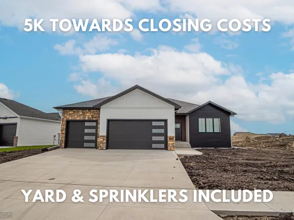 7344 30th St S, Fargo, ND 58104
