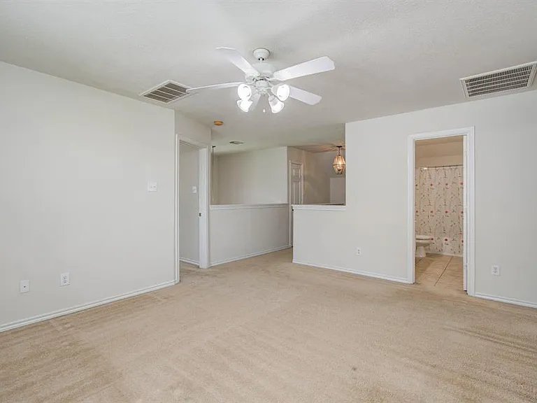 12026 Parkers Hideaway Dr — Photo 26