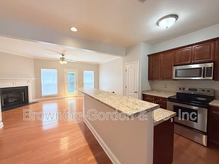 1057 Woodbury Falls Dr — Photo 5
