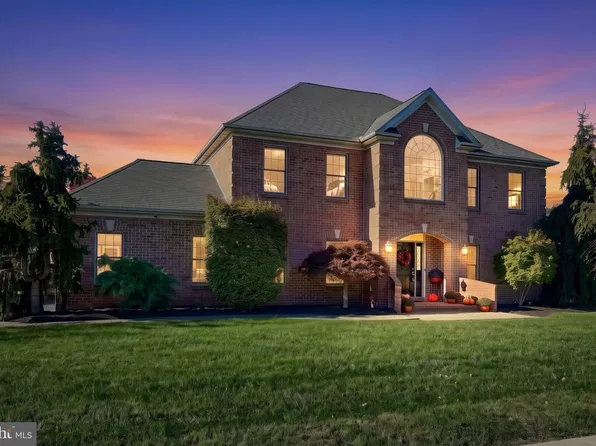 1132 Hogans Cv, York, PA 17404