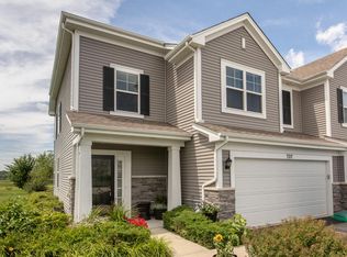 707 Anchorage Ct, Pingree Grove, IL 60140