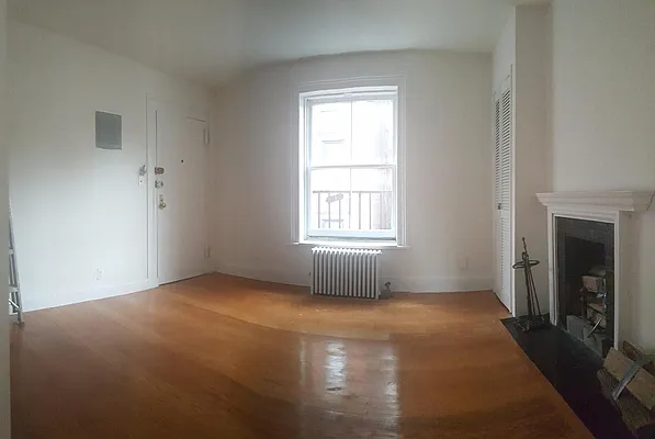 Rented by Keller Williams NYC | media 32