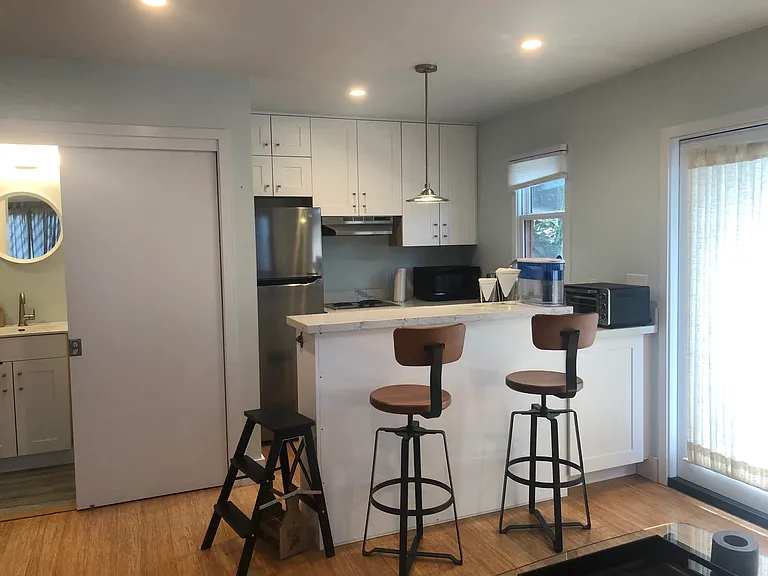 79 Arlington Ave #B — Photo 8
