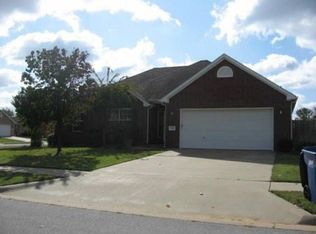 2001 SW Fir Ave, Bentonville, AR 72712