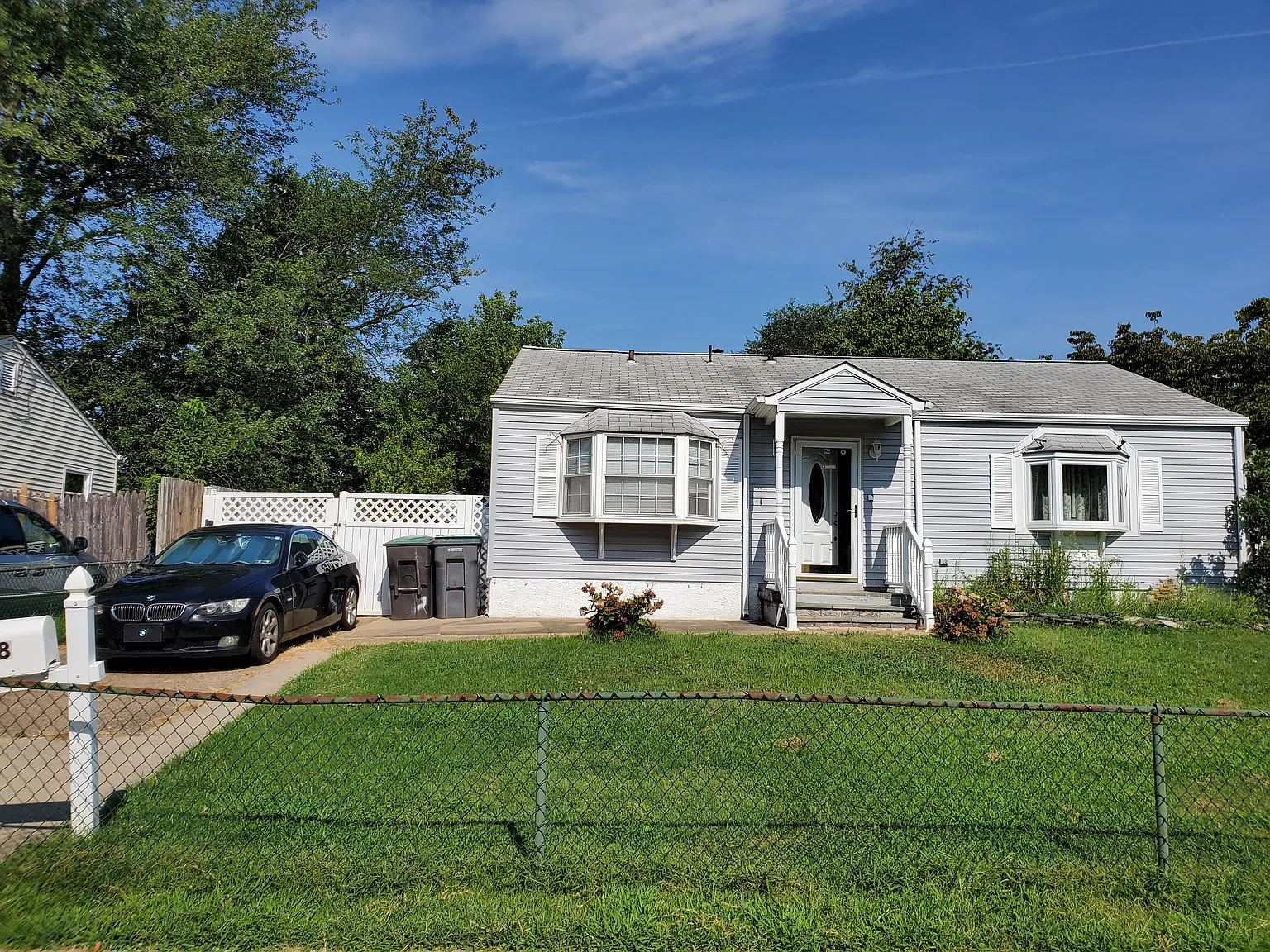 8 Arden Ave — Photo 1