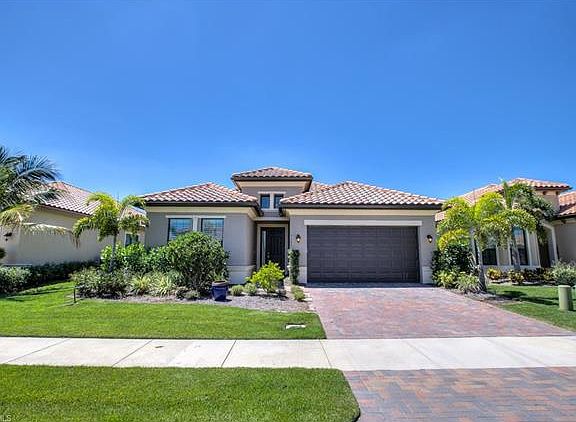 4th image of 9089 Isla Bella Cir