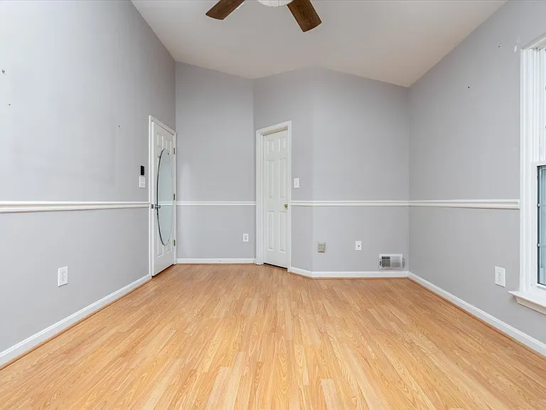 2209 Commissary Cir #284 — Photo 24