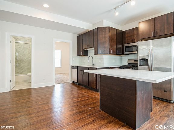 2nd image of 2959 N Hamlin Ave
