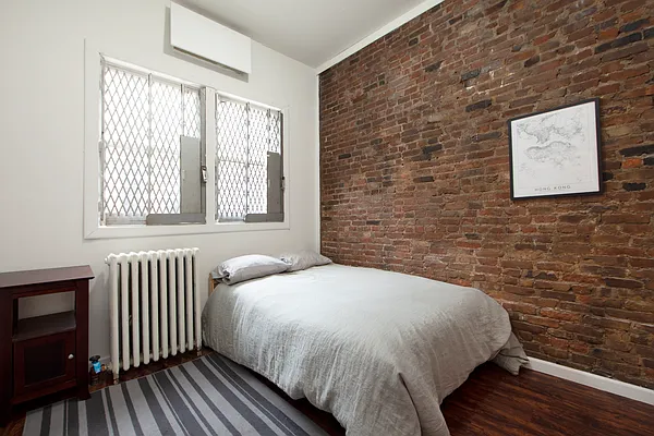 Rented by R New York | media 11