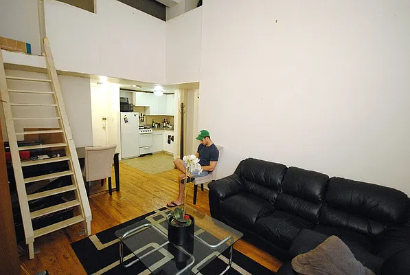 Rented by Bold New York | media 29