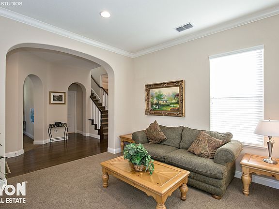 3rd image of 5712 Kandinsky Way