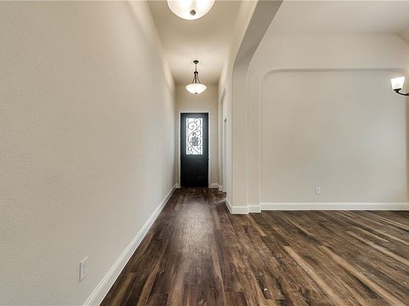 2nd image of 12324 Cedar Knoll Dr