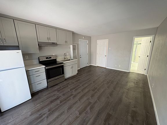 4th image of 844 Edgehill Dr APT 1A