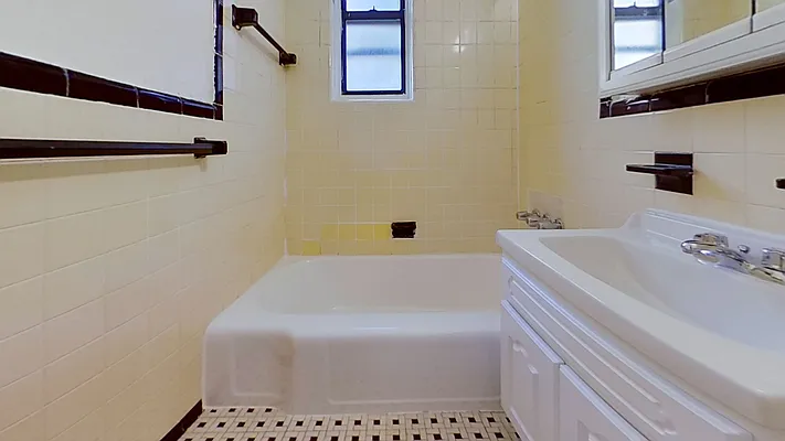 Rented by Keller Williams NYC | media 8