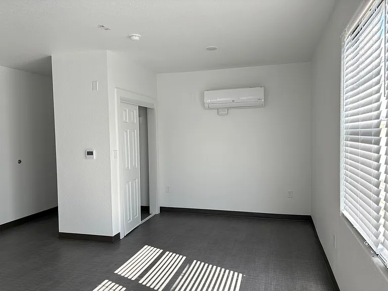 Quincy Park Apartments — Photo 11