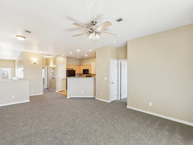 Sereno Townhomes — Photo 39