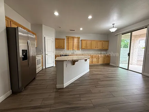 8278 W Charter Oak Rd Photo 1