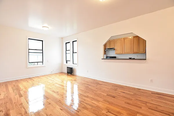 Rented by Clove Realty LLC | media 17