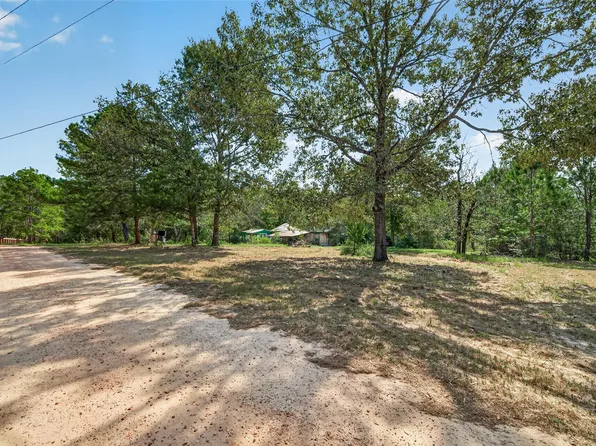1336 Darrel Hall Dr, Trinity, TX 75862