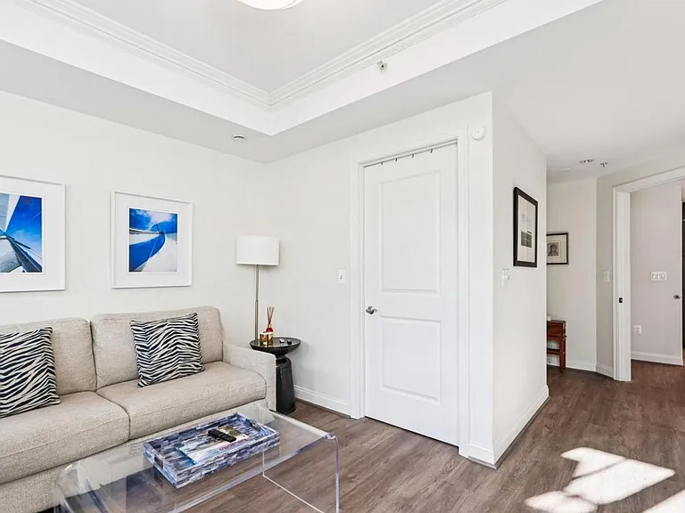 2501 Wisconsin Ave NW #7 — Photo 18
