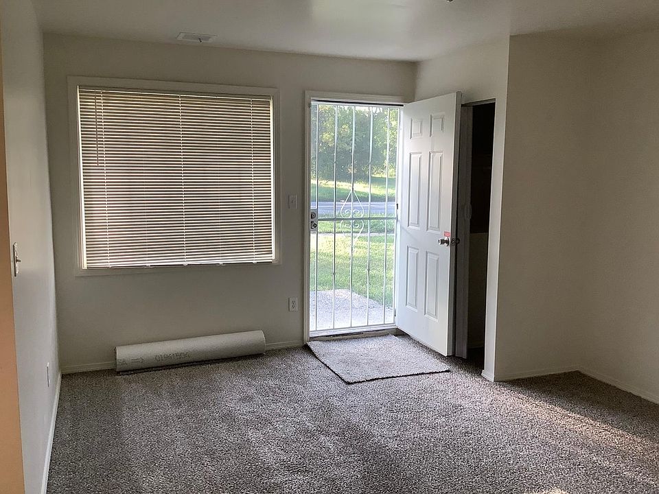 1st image of 15354 Lahser Rd