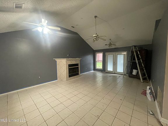 4th image of 3530 Carroll Dr