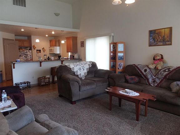 3rd image of 1509 Old Maple Ct