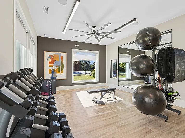 Elevate Riverview — Photo 25