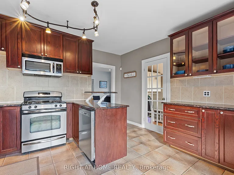 204 Beach Blvd — Photo 13