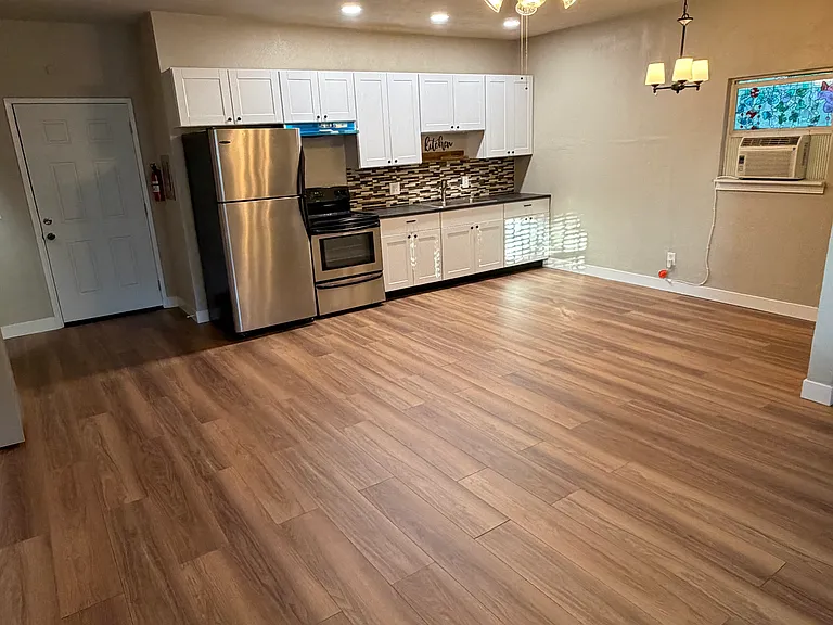 715 N Sutter St #2-3-4 — Photo 2