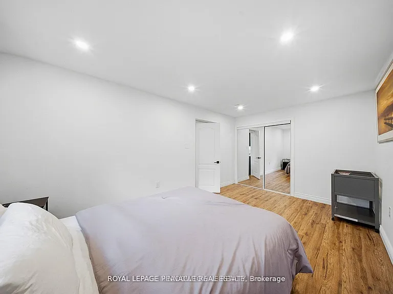 208 Glen Oak Dr — Photo 32