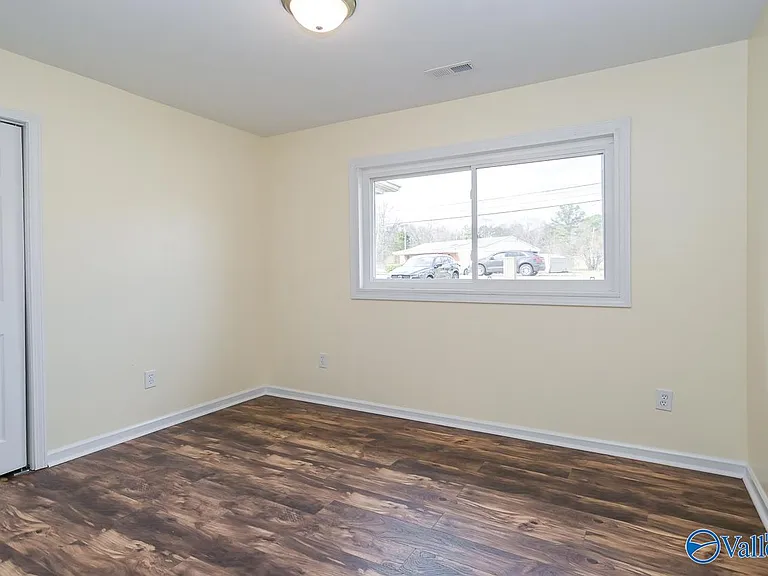 2423 Medaris Rd NW — Photo 11