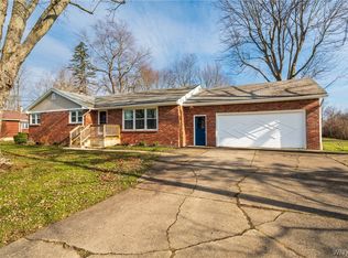 3261 Hopkins Rd, Amherst, NY 14228