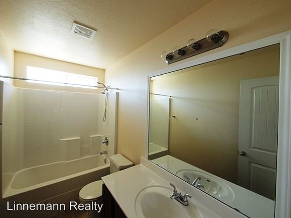 3rd image of 4807 Screaming Eagle Cir
