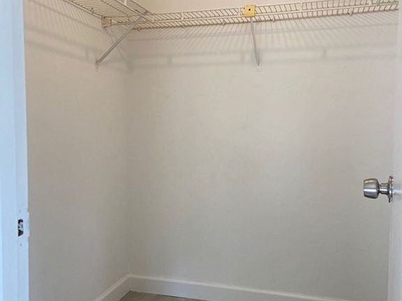 5th image of 130 Cape Coral Pkwy W APT 3