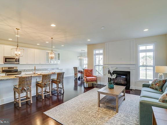 5th image of 32435 W Haven Wood
