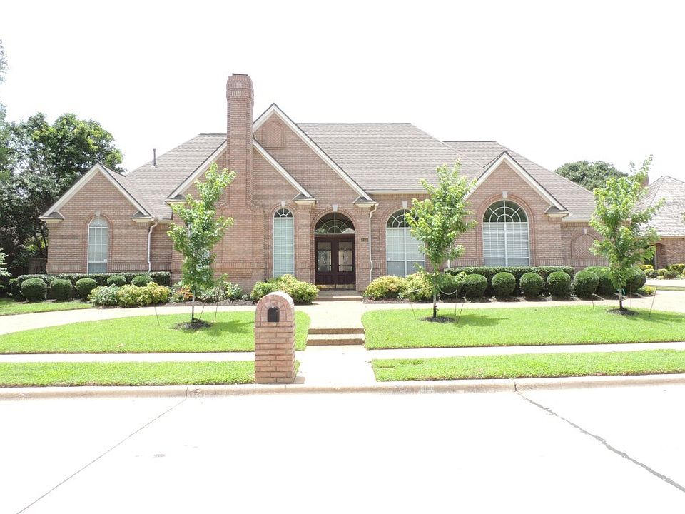 1st image of 6100 Hillbrook Dr