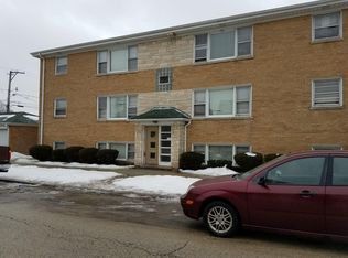 6347 37th St #2, Berwyn, IL 60402