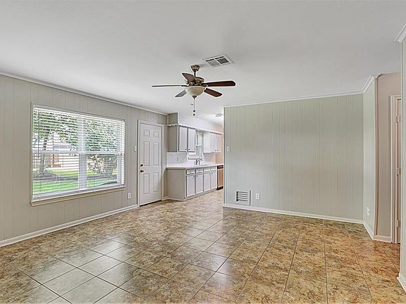 4th image of 5815 Nina Lee Ln