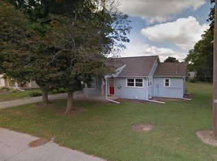 107 E Woodlawn Ave, Laotto, IN