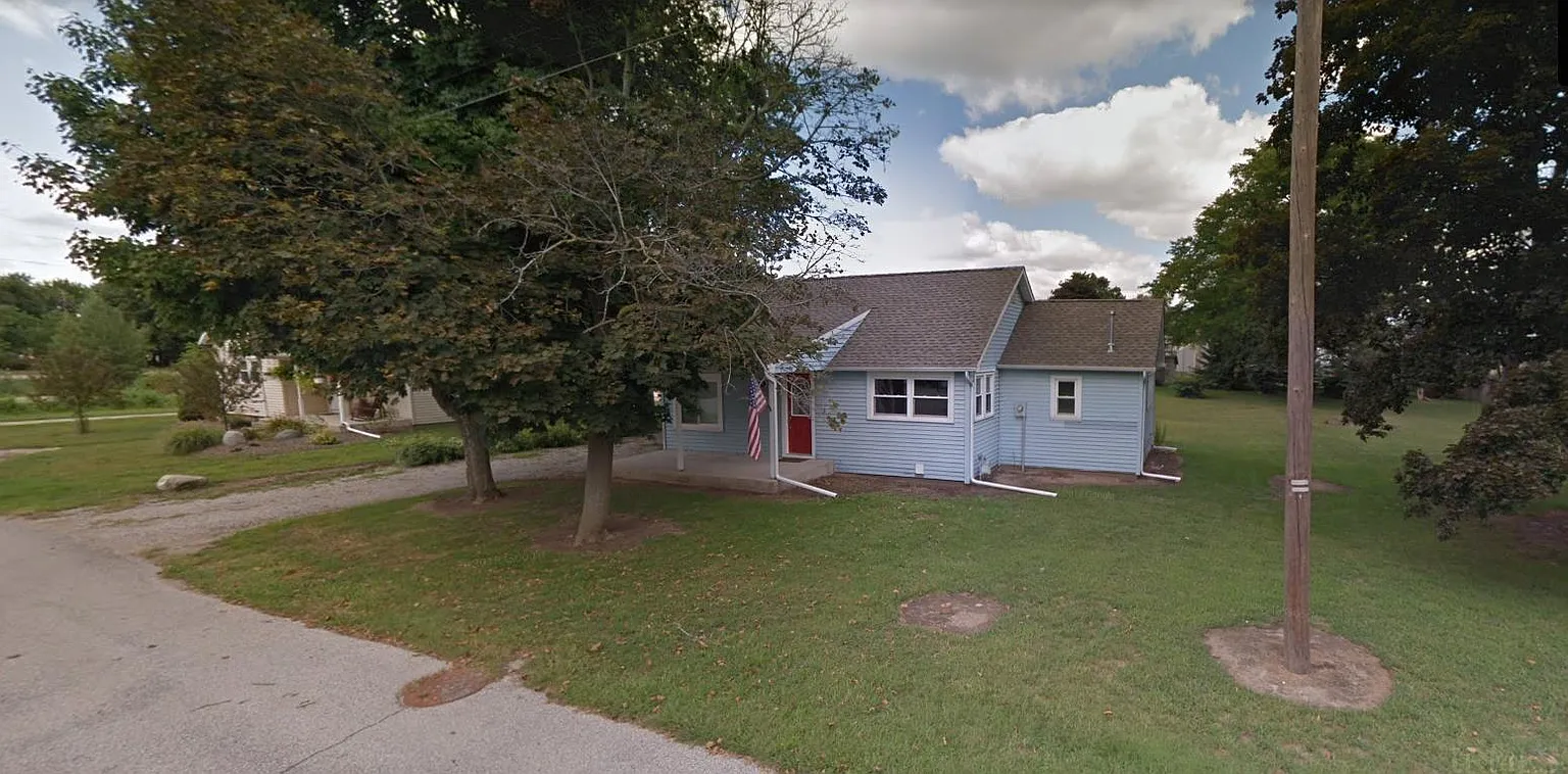 107 E Woodlawn Ave photo 1