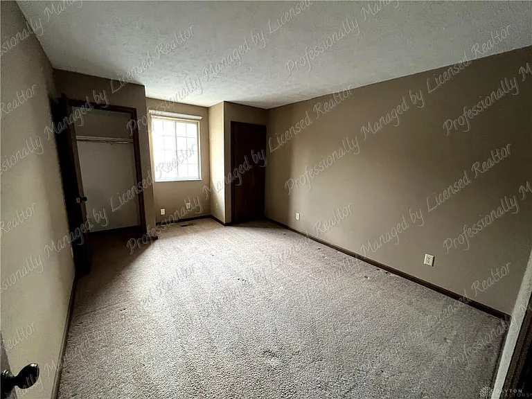 8774 Shadycreek Dr — Photo 17