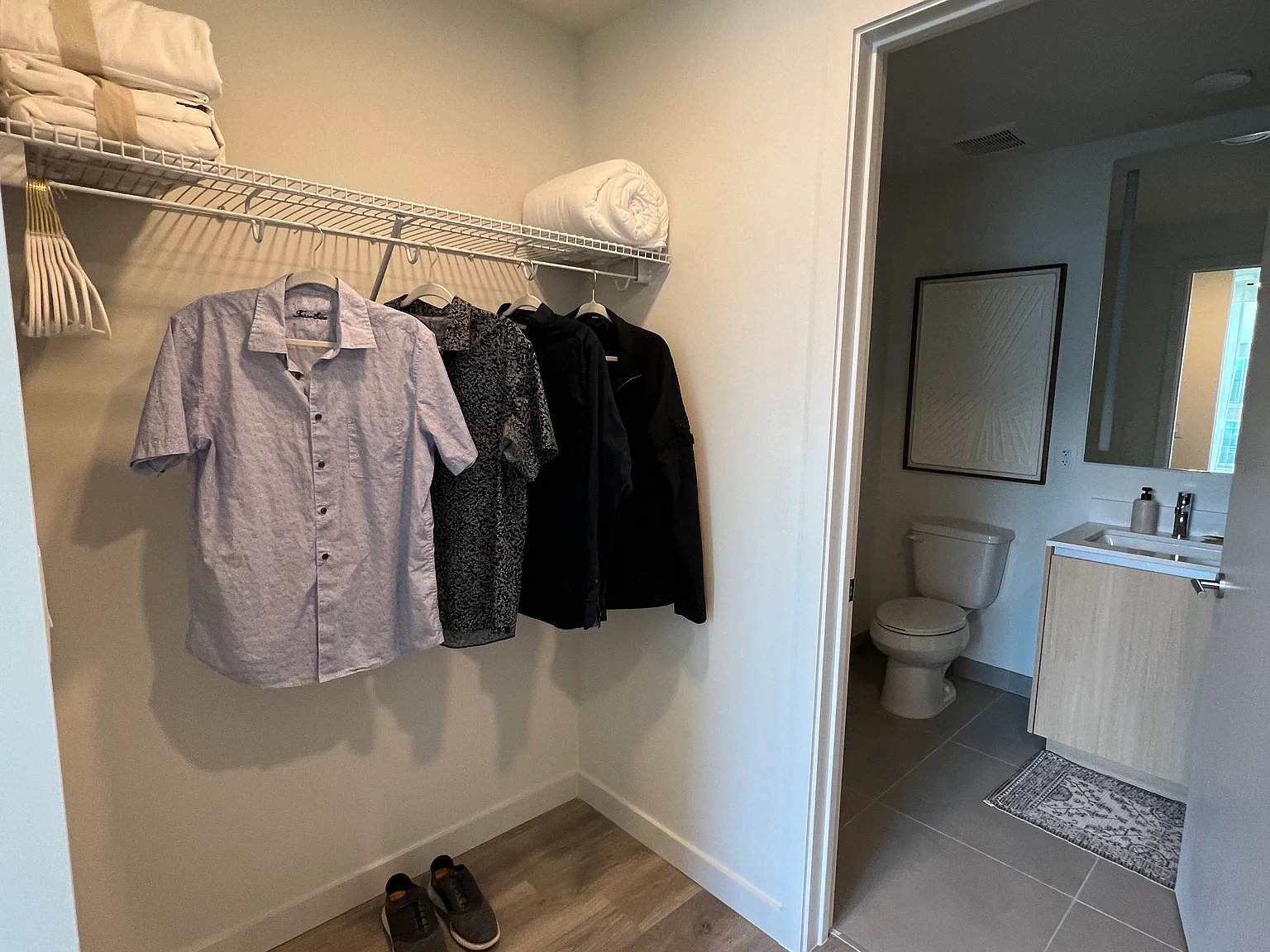 2 bed, 977 sqft, $3,298 — Photo 3