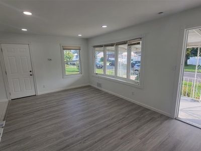 30 Penndale Drive, Amityville, NY, 11701