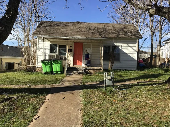 309 E 4th Ave, Bristow, OK 74010